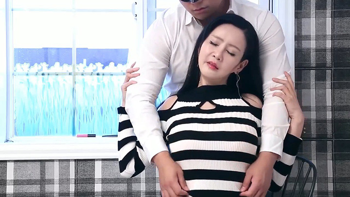 一个在性中背弃的女人HD